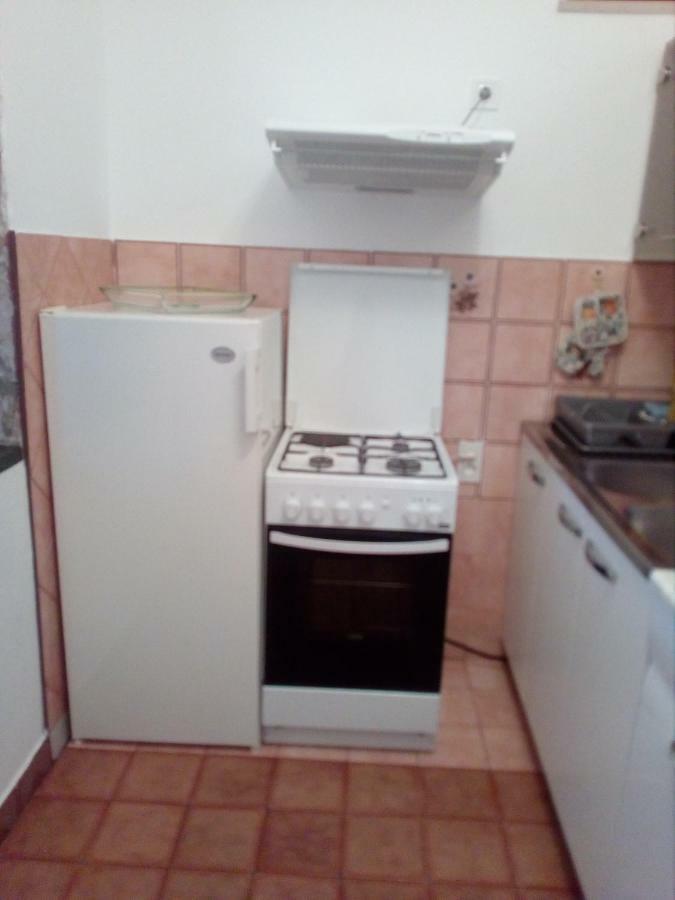 Apartment Trsina Rakalj Bagian luar foto